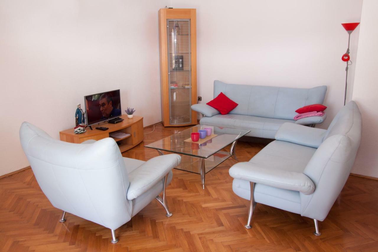 Nadalina Apartment Kaštel Stari Extérieur photo